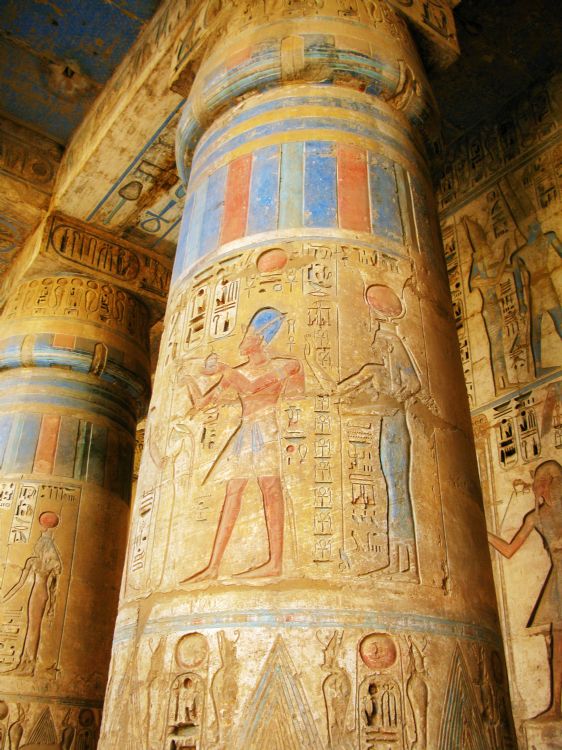 Temple de Médinet Habou à Louxor