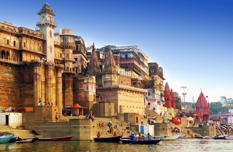 Ghat de Varanasi sur le Gange